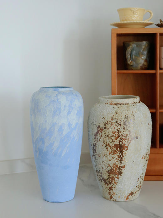 【摆在家里超有格调的古旧花瓶/蓝天花瓶】颜色纹理古朴自然  无论是配干花还是鲜花都好看  平时单独做装饰也很有美感~ 商品图0