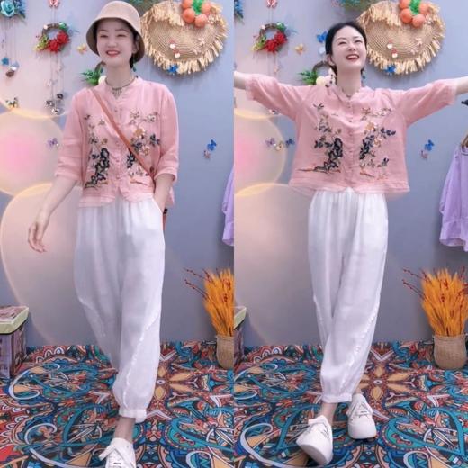 ZWD155476976 2025夏季新款绣花文艺复古包扣中式衬衣小衫加灯笼裤两件套装 商品图2