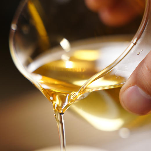 11月26日中午12点【鸿运贡瓜—忙麓山】古寨春联合王天老师茶农王之良给老茶友的特别高奢茶礼，镇店宝物，2500克/团 商品图6