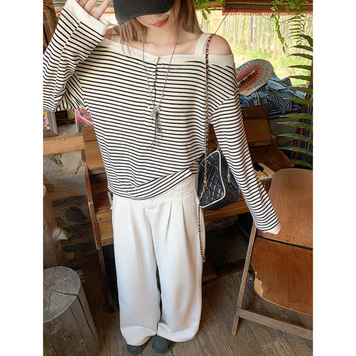 <曾小咸推荐>3.21现货秒杀 ！微信超特价！韩系一字肩条纹长袖T恤 日常149.99 立减90 秒杀59.99！！ 商品图1