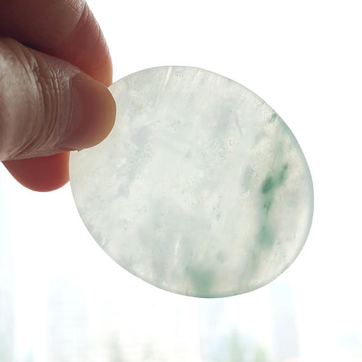 【天然正品】A货翡翠天然细腻飘蓝花糯冰种山水椭圆平安无事牌翡翠吊坠项链47.9*41.3*5.1MM（皆取最大值）中性款现售价：1180特价！020425AH21 商品图7