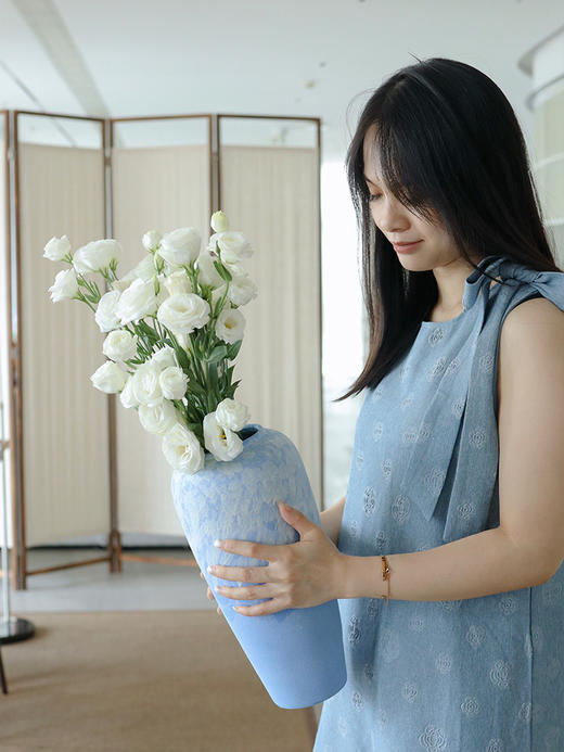 【摆在家里超有格调的古旧花瓶/蓝天花瓶】颜色纹理古朴自然  无论是配干花还是鲜花都好看  平时单独做装饰也很有美感~ 商品图3