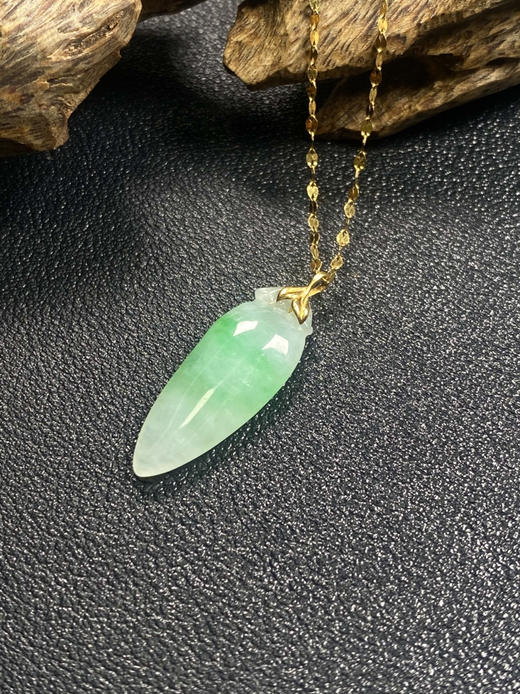 【FC0115】18K镶嵌翡翠飘绿小福瓜吊坠  冰润光泽 玉质温润完美 福气东来 商品图1