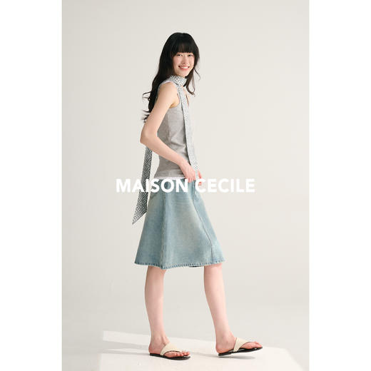 MAISON CECILE 夏日水洗蓝百搭休闲宽松显瘦显比例A摆牛仔半身裙 商品图4