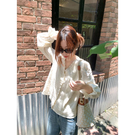 <曾小咸推荐>法式泡泡袖花边衬衫 商品图8