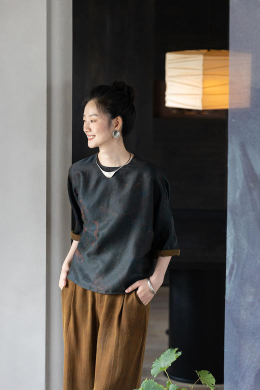 牧衣游原创 19姆米大漆香云纱衬衫复古高级感禅意真丝上衣 雪韵 商品图5