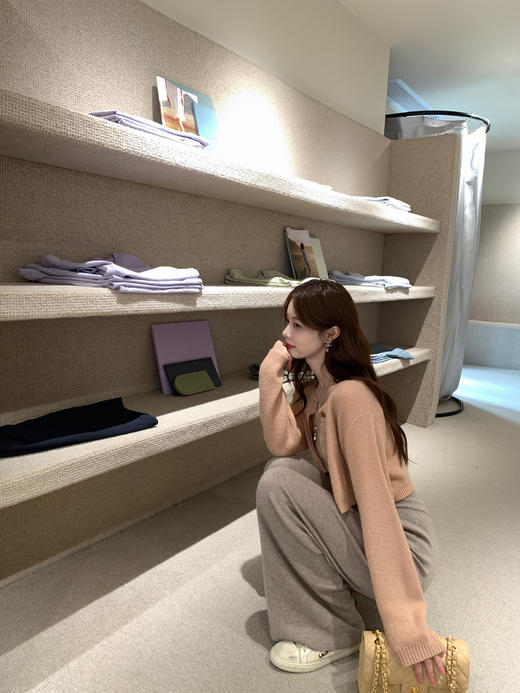 金蘑菇菇 恋爱告急/  南非超细马海毛 娇俏比例两件套 商品图4