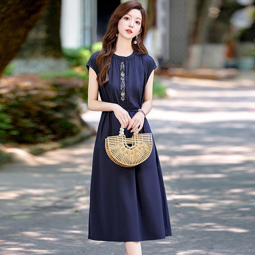 时尚无袖连衣裙，气质收腰显瘦洋气减龄裙子HR-LMYS8848 商品图3