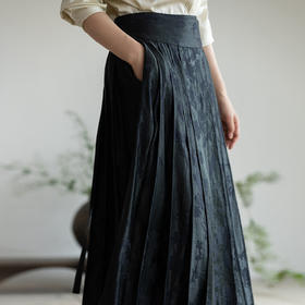 牧衣游原创 重磅27姆米提花丝麻半裙宽松复古黑色马面裙 松子落