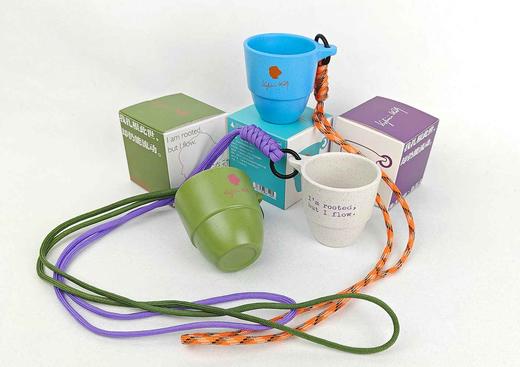 【新品早鸟价】“随心流动”随身小杯  咖啡渣品饮杯（三色可选：绿色/蓝色/米白色） 食品级密胺树脂/  文创   环保 品饮杯  伍尔夫  送礼  礼物  质感  广西师范大学出版社 商品图0