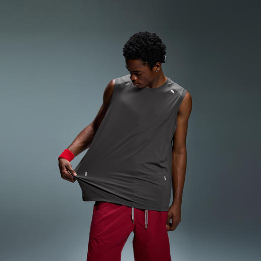 【运动系列】CHINISM赤尘 反光银烫印背心男夏季凉感男士无袖坎肩 商品图3