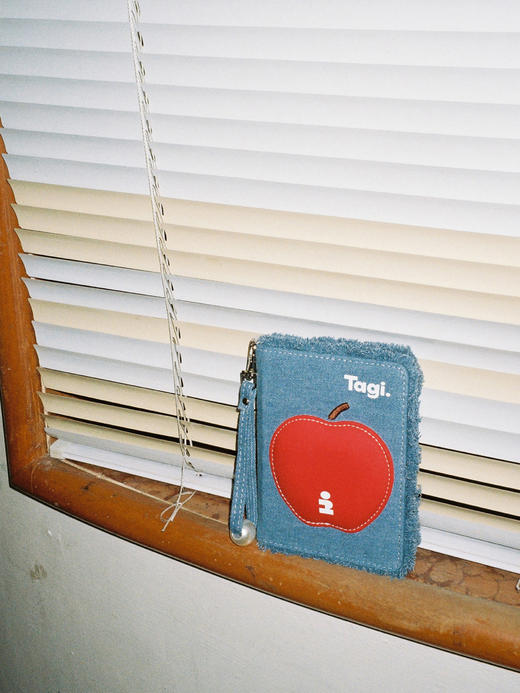 Tagi 砰砰珍珠牛仔流苏护照收纳包 礼物证件卡包 商品图3