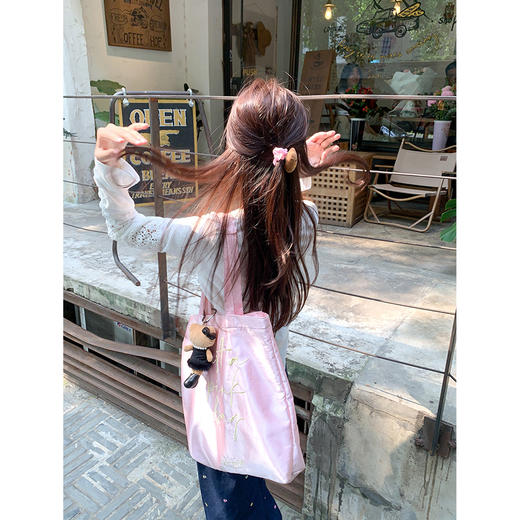 <曾小咸推荐>拼接镂空袖子蕾丝长袖 商品图4