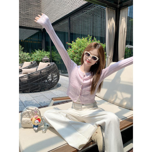 <曾小咸推荐>现货秒杀！微信超特价！韩系甜美风粉色短款针织开衫 日常199.99 立减120 秒杀79.99！ 商品图2