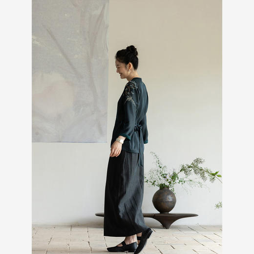 牧衣游原创 19姆米香云纱直筒半裙轻薄垂感黑色百搭半身裙 云枕雨 商品图3