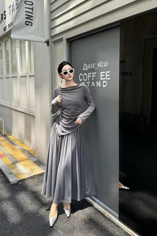 Le Malene 灰色优雅荡领丝绒上衣半裙套装 20992 商品图0