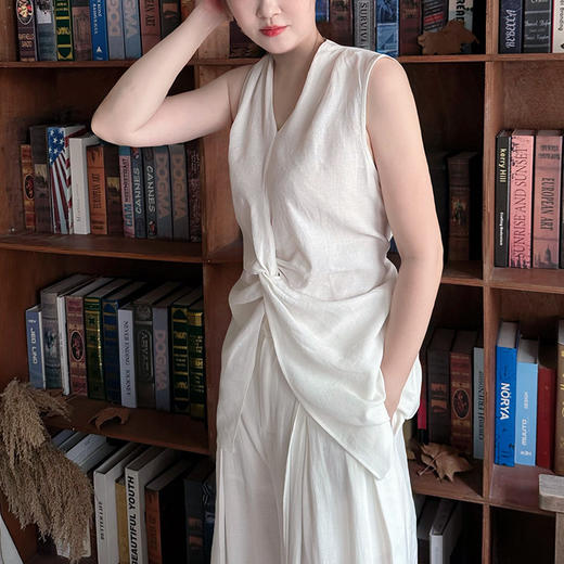 壁虎瑜伽【2508TZ395】扭结无袖衬衫套装【5天发货】 商品图4