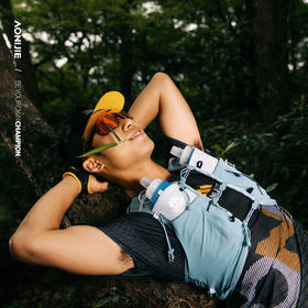 奥尼捷越野包雾霾蓝轻量跑步包骑行户外登山徒步背包水袋背包10L (搭配杖包免费送，颜色随机)