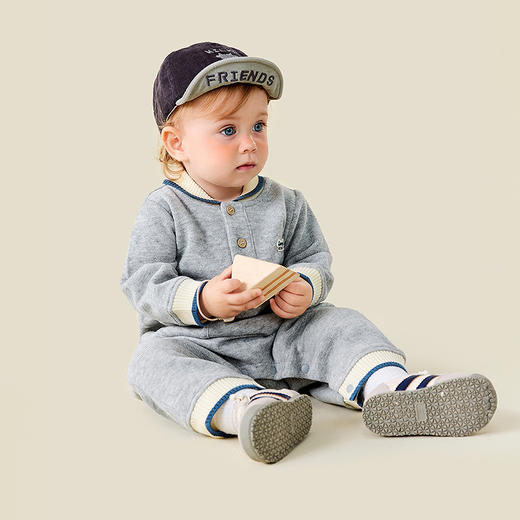 迷你巴拉婴儿衣服新生儿男宝宝外出连体衣爬服学院风2025年秋季 商品图2