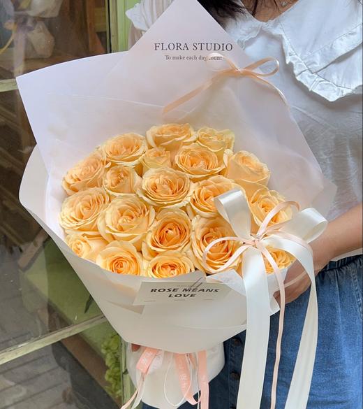 香槟玫瑰花束 商品图0