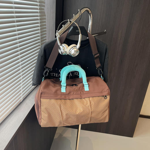 大容量多功能包包 |  超能装！轻便出行，只要一个包！ 商品图3