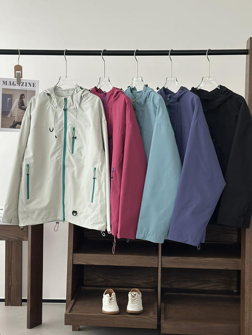 冲锋衣 商品图1