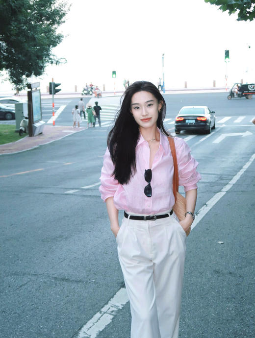 【高品质私服】【ZZ宽松法式透气麻衬衫】质地细腻亲肤，轻薄有呼吸感，自然微绉风格G1502/G1508-CC【无标出货 介意慎拍】 商品图0