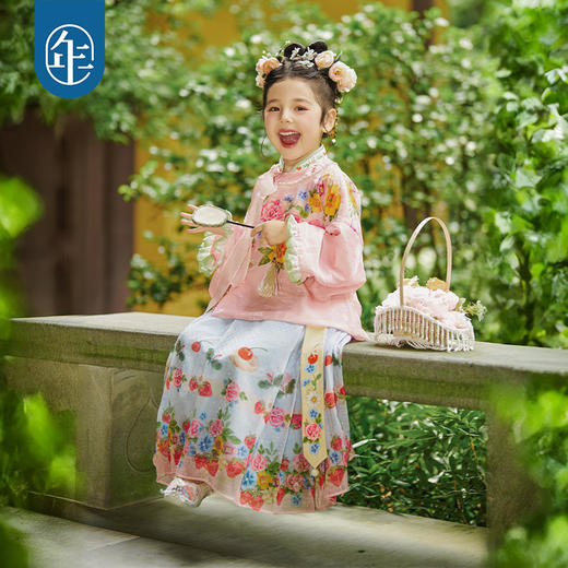 【花鼓隆咚汉服套装】年衣童装25秋季新款明制汉服中式礼服上衣半裙两件套花鼓隆咚汉服套装 商品图1