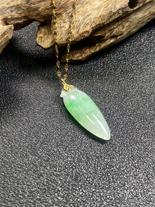 【FC0115】18K镶嵌翡翠飘绿小福瓜吊坠  冰润光泽 玉质温润完美 福气东来 商品图0