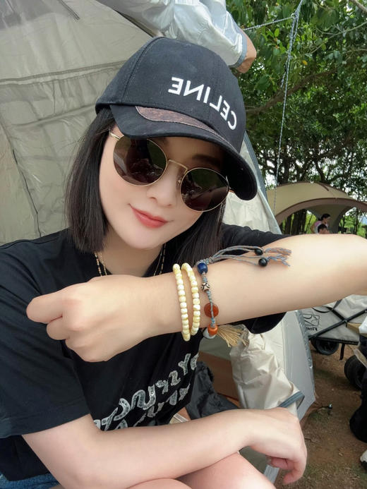 高品质！波罗的海 金瓷白见简约款蜜蜡手串（现货） 商品图3