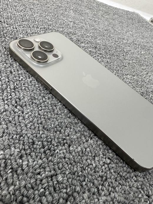 编号720041-苹果国行iPhone15ProMax/256G/原色，原装机器，双卡5G手机，9.9新完美成色，原机电池91%，特价6399元便宜出！质检工程师已深度检测通过，店保1年，质量不用担心 商品图4