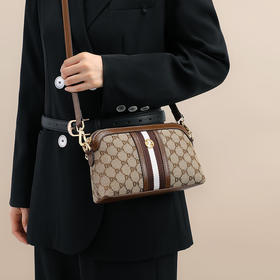 2025新款女包斜挎包原创设计bags单肩贝壳包ZMPJ6832