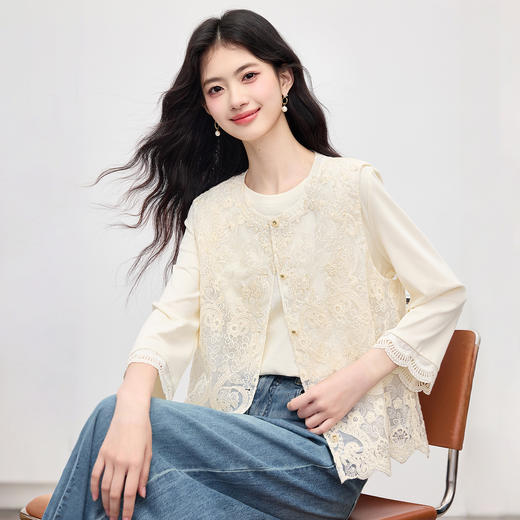 【08/12新品】熙世界镂空花边七分袖T恤女2025年早秋新款圆领独特别致全棉上衣 商品图4