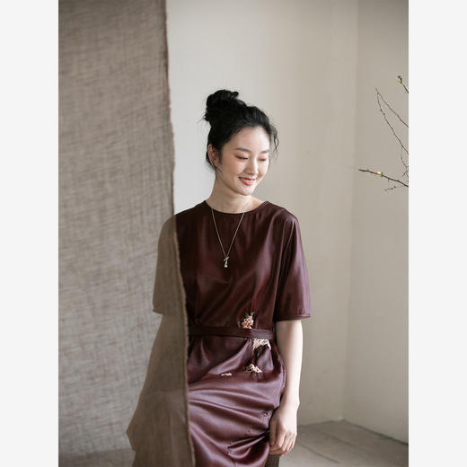 牧衣游原创精工手绣醇正薯莨红云纱连衣裙宽松复古气质长裙 灼风 商品图1