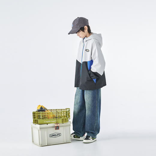 蓝汽水2025年秋季新款亲子装中大男童防泼水拼色夹克连帽撞色外套 商品图1
