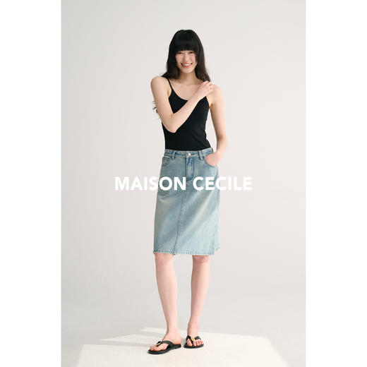 MAISON CECILE 夏日水洗蓝百搭休闲宽松显瘦显比例A摆牛仔半身裙 商品图3
