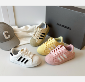 🔥开学季必备经典小白鞋！2025秋季新款🌈【AFJI开学季儿童贝壳头小白鞋AF-8329】 🎉学校活动必备款，🌞大牌风贝壳头儿童板鞋， 舒适活力全开!