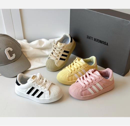 🔥开学季必备经典小白鞋！2025秋季新款🌈【AFJI开学季儿童贝壳头小白鞋AF-8329】 🎉学校活动必备款，🌞大牌风贝壳头儿童板鞋， 舒适活力全开! 商品图0