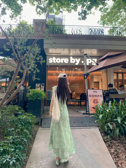 【折后再享2件88折】现货秒杀！微信打折价！韩系度假风绿色碎花连衣裙 日常229.99 立减100 秒杀129.99！ 商品图5