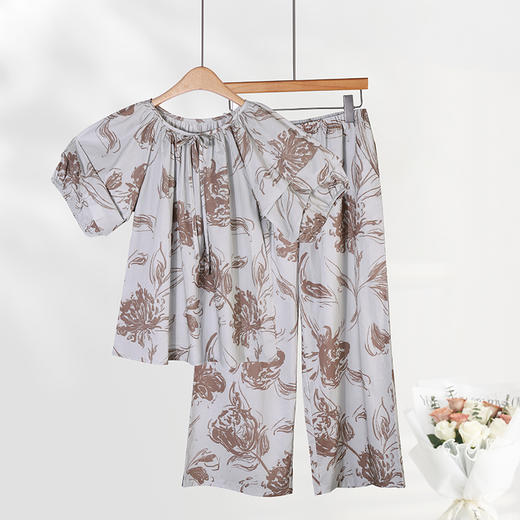 婉约印花显瘦套装 |100%棉梭织 透气亲肤 中袖蝴蝶结+直筒裤 加大版型藏肉显瘦两不误 商品图0