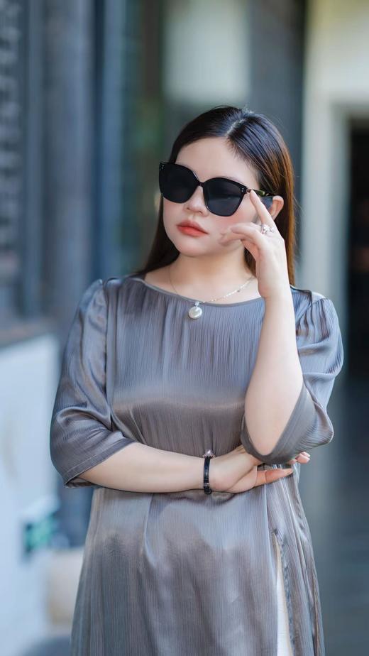 👍商场1000+同款品质【防紫外线专用墨镜】花姐专门定制版本，大镜框，适合圆脸大脸，不挑人【黑色】显脸小神器【茶色】显洋气！猫眼防紫外线太阳镜，开车专用墨镜，一周内发货！💓 商品图4