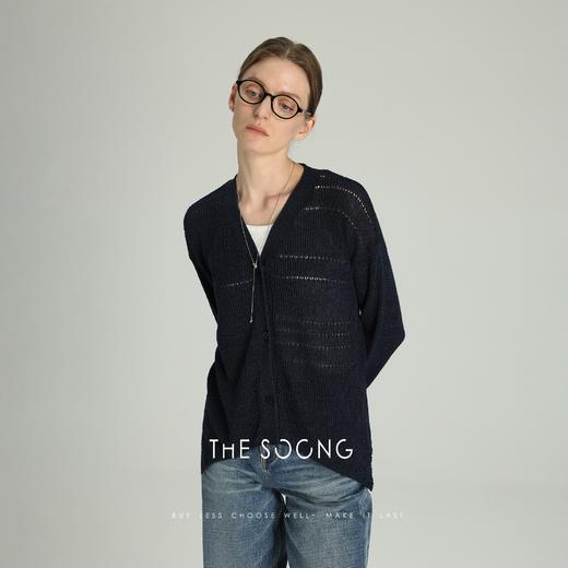 THESOONG"惬意时光"莱赛尔镂空坑条V领落肩开衫外套HWMY6487 商品图8