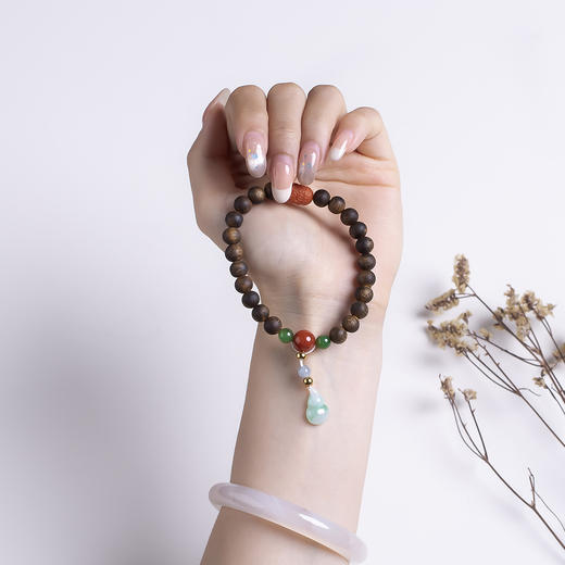 xy0525沉香+南红回纹珠翡翠葫芦手串 商品图7