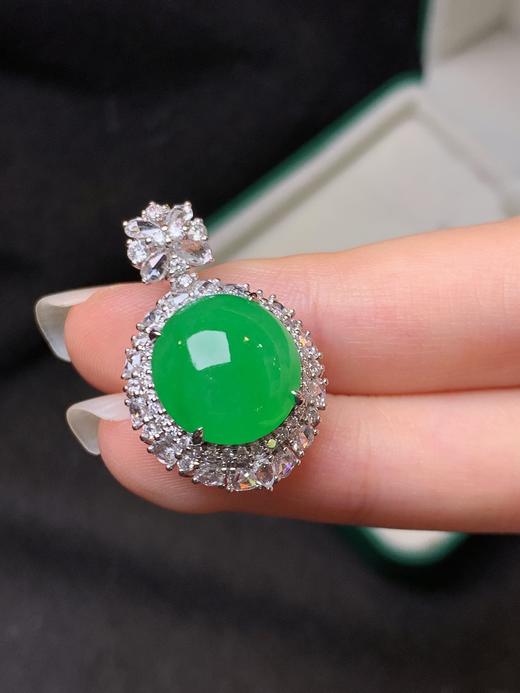 蛋面翡翠吊坠 商品图5