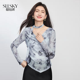 【08/12新品】熙世界水墨晕染印花荡领T恤女长袖2025早秋新款捏褶收腰绝美上衣