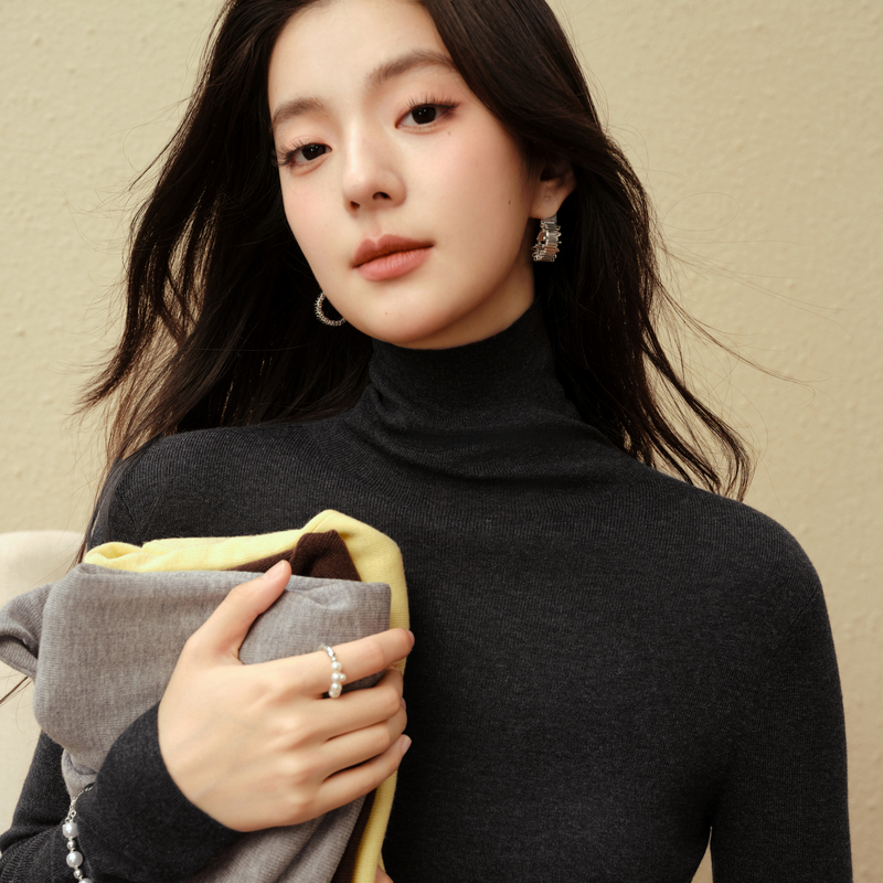 【严选】【无痕暖绒衫】诗凡黎堆堆领百搭针织打底衫25秋新款高领显瘦毛衣7G8132081