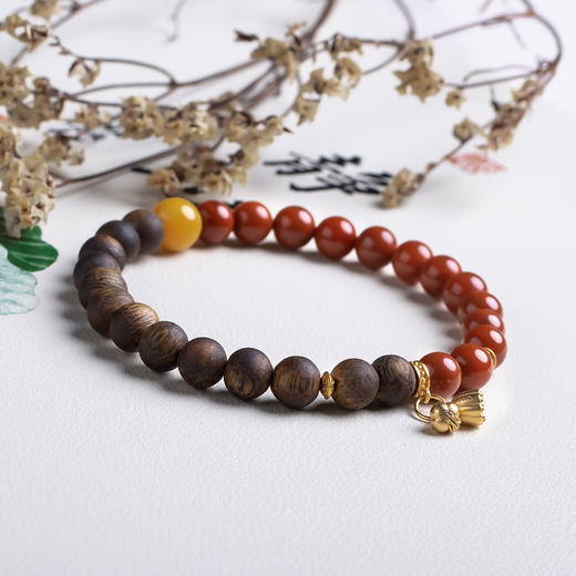 xy0524沉香+蜜蜡南红半山半水手串 商品图1