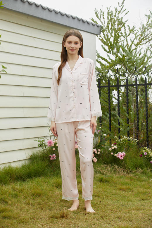 【99元限时秒杀】【秀黛】女翻领印花丝质长袖套装女春秋睡衣家居服L1551016T【门店同款】 商品图0