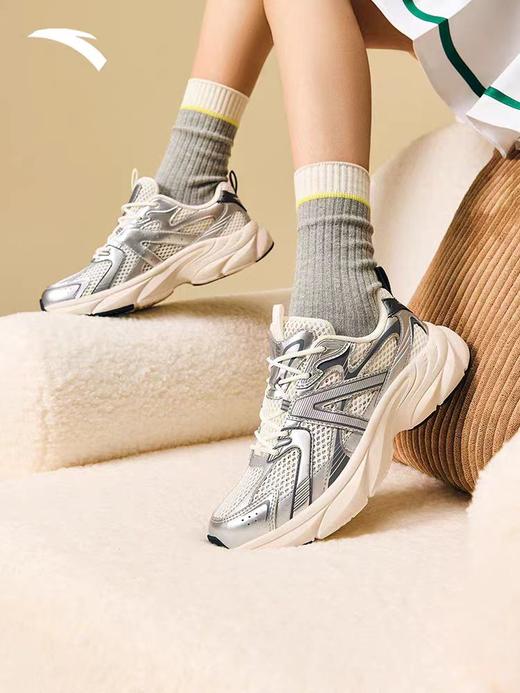 【399任选2件】安踏银河丨潮流百搭银色休闲鞋女2025秋季新款运动鞋子122538896 商品图1