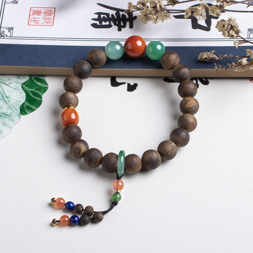 xy0526沉香+南红非洲翠手持手串 商品图3